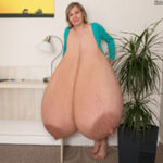 busty MILF Barbara got massive saggy breasts