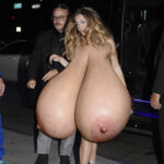 Sy.Sw. flopping her huge natural in public